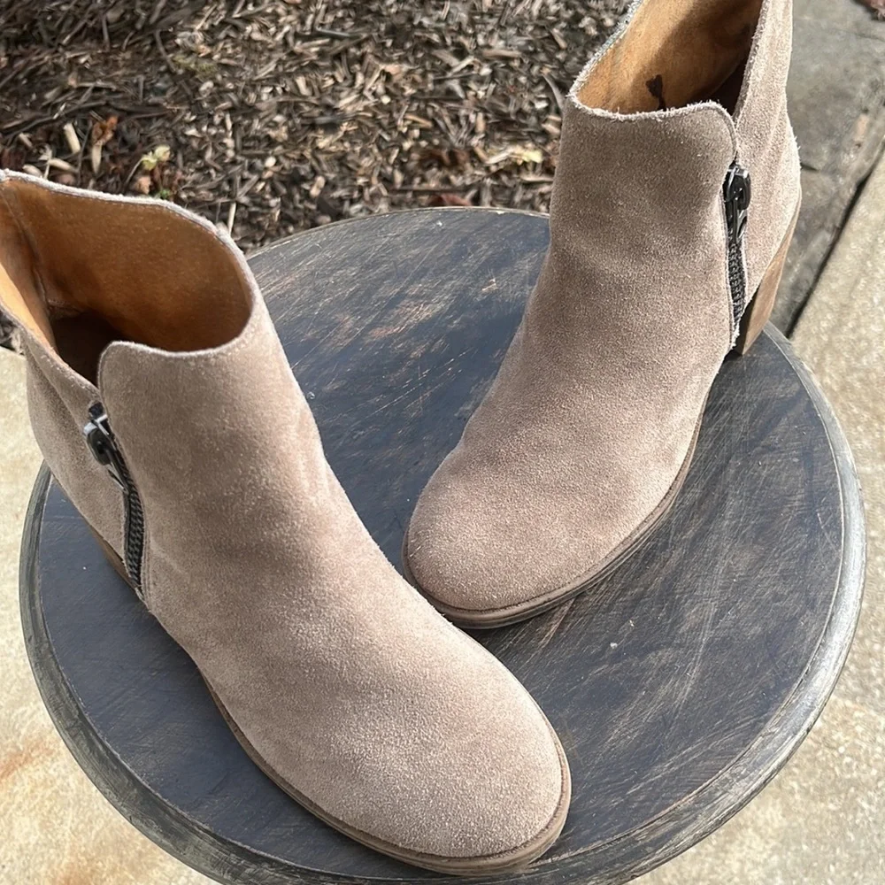MTNG Becca  suede heeled ankle boots side zipper size 38 or size 7.5